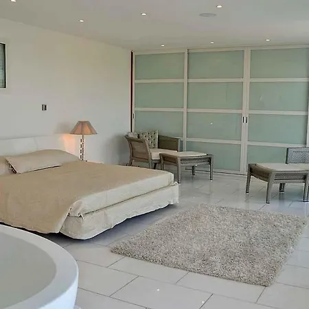 Ultra Lux Cap D'antibes - Opposite Eden Roc شقة
